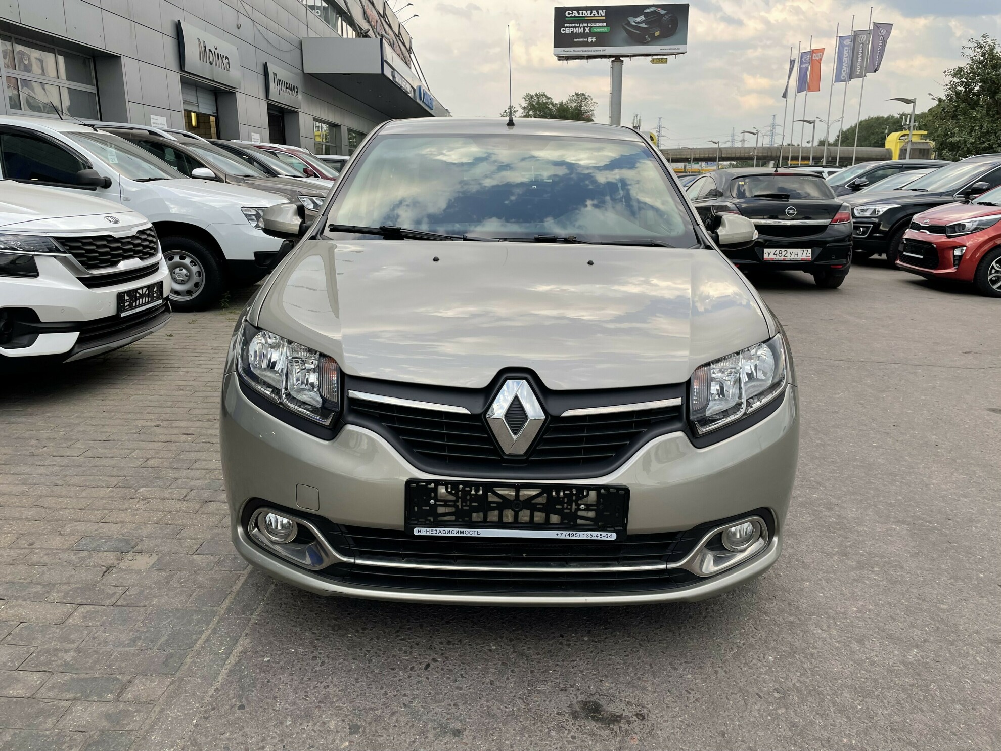 RENAULT Logan миниатюра 2