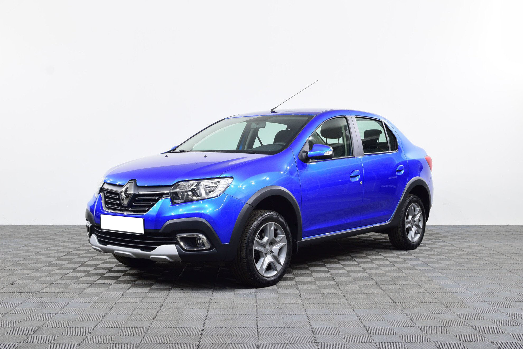 Превью RENAULT Logan Stepway