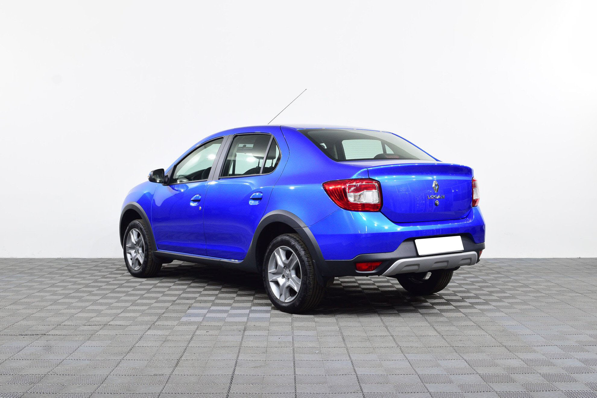RENAULT Logan Stepway миниатюра 6