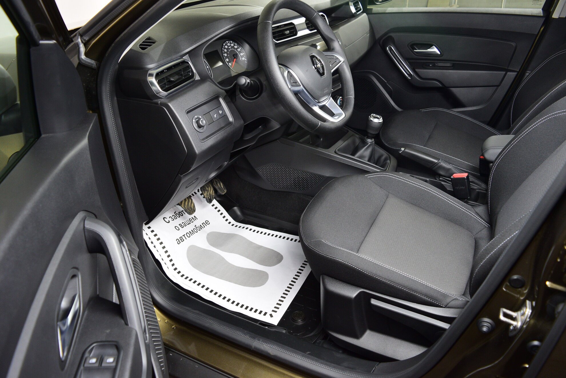 RENAULT Duster New миниатюра 6