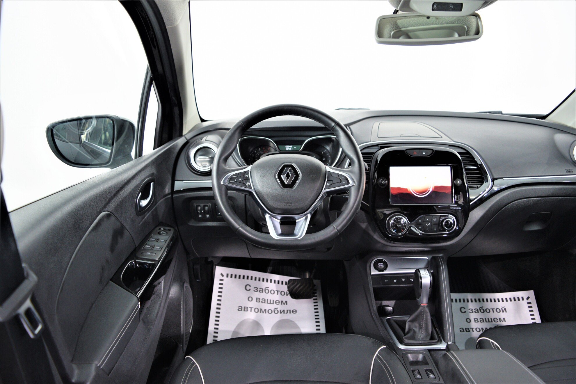 RENAULT Kaptur миниатюра 8