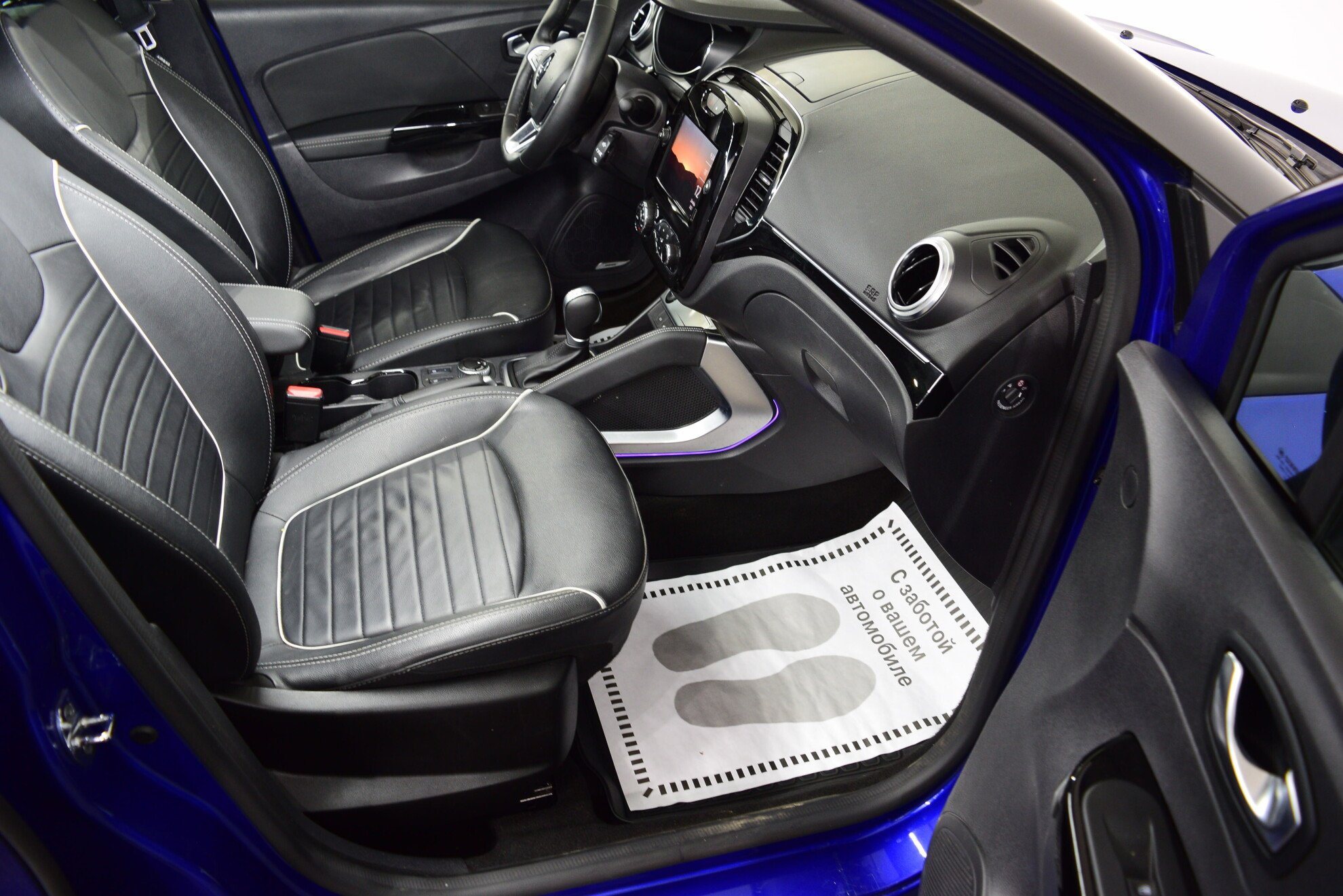 RENAULT Kaptur миниатюра 9