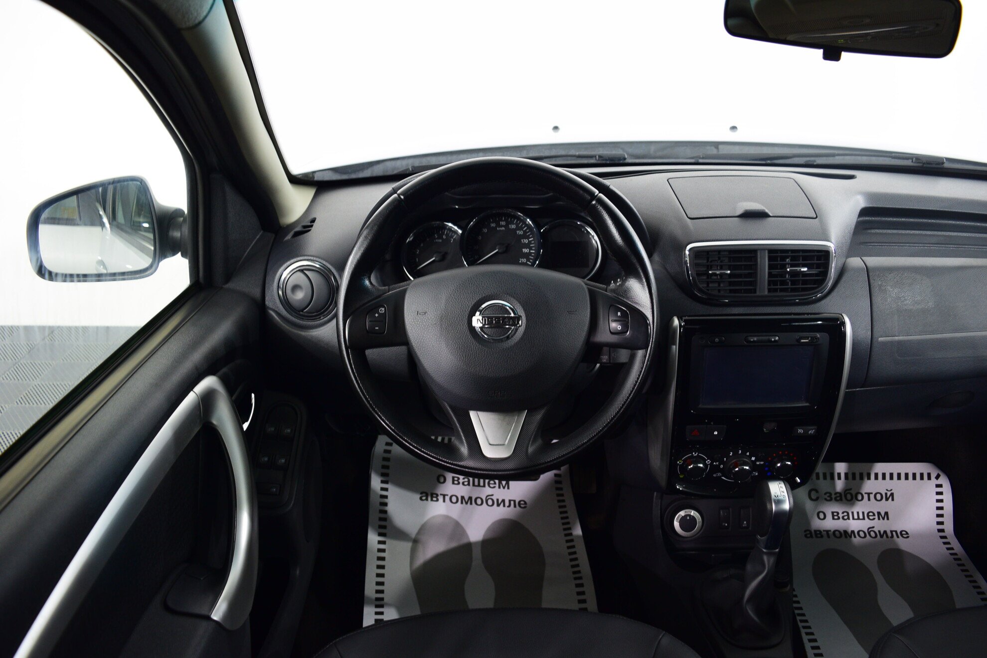 NISSAN Terrano миниатюра 8