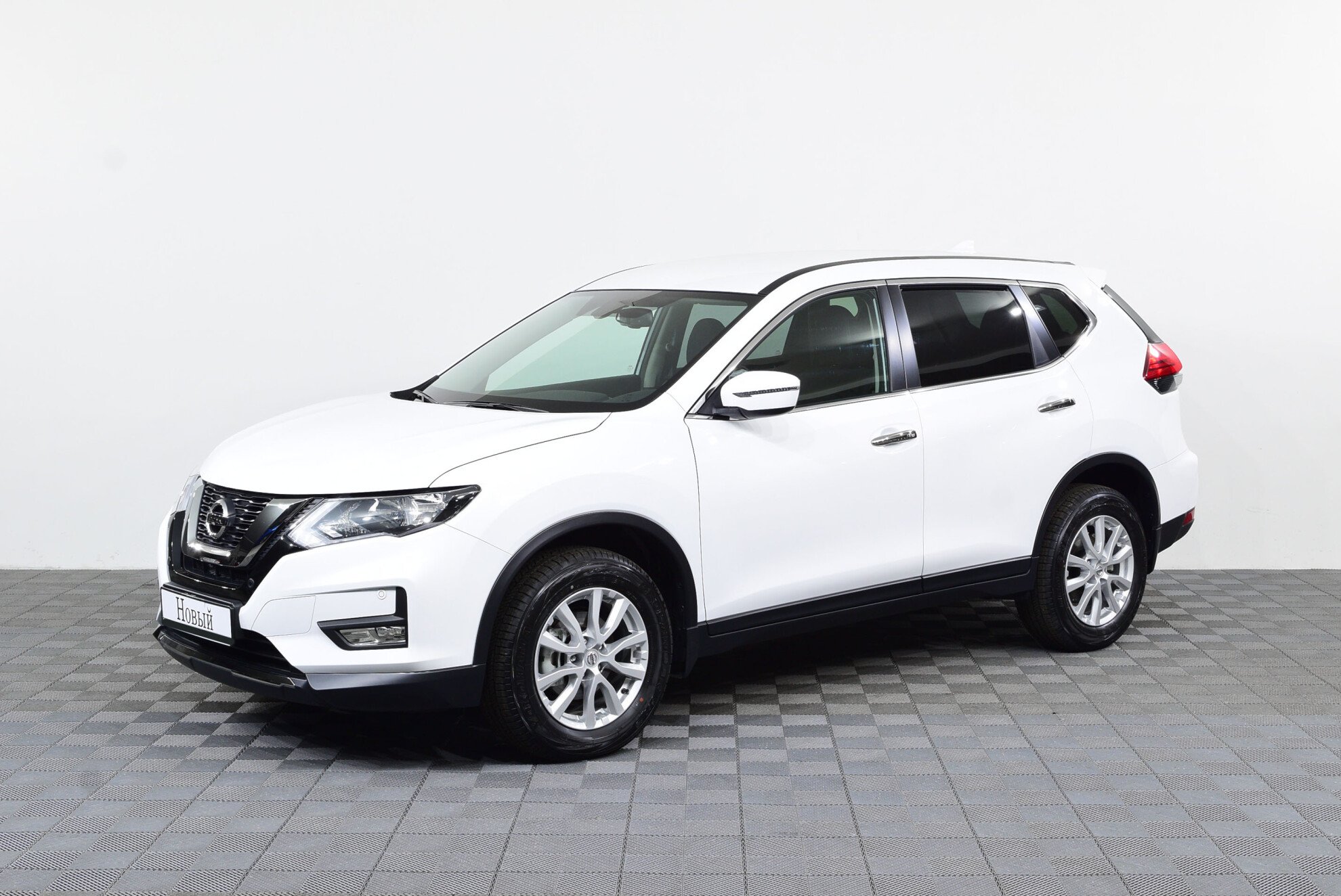 Превью NISSAN X-TRAIL NEW