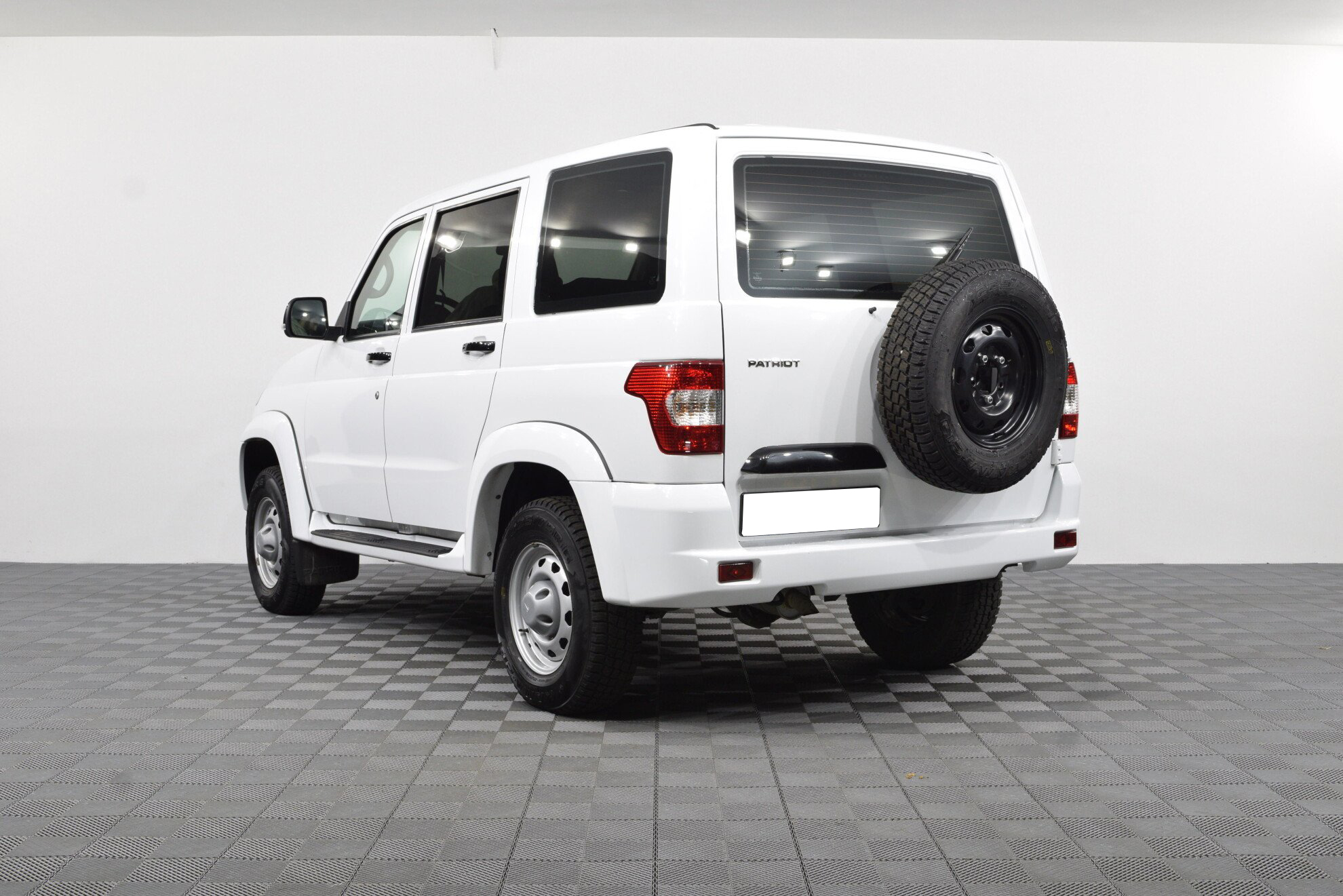 UAZ Patriot New миниатюра 6