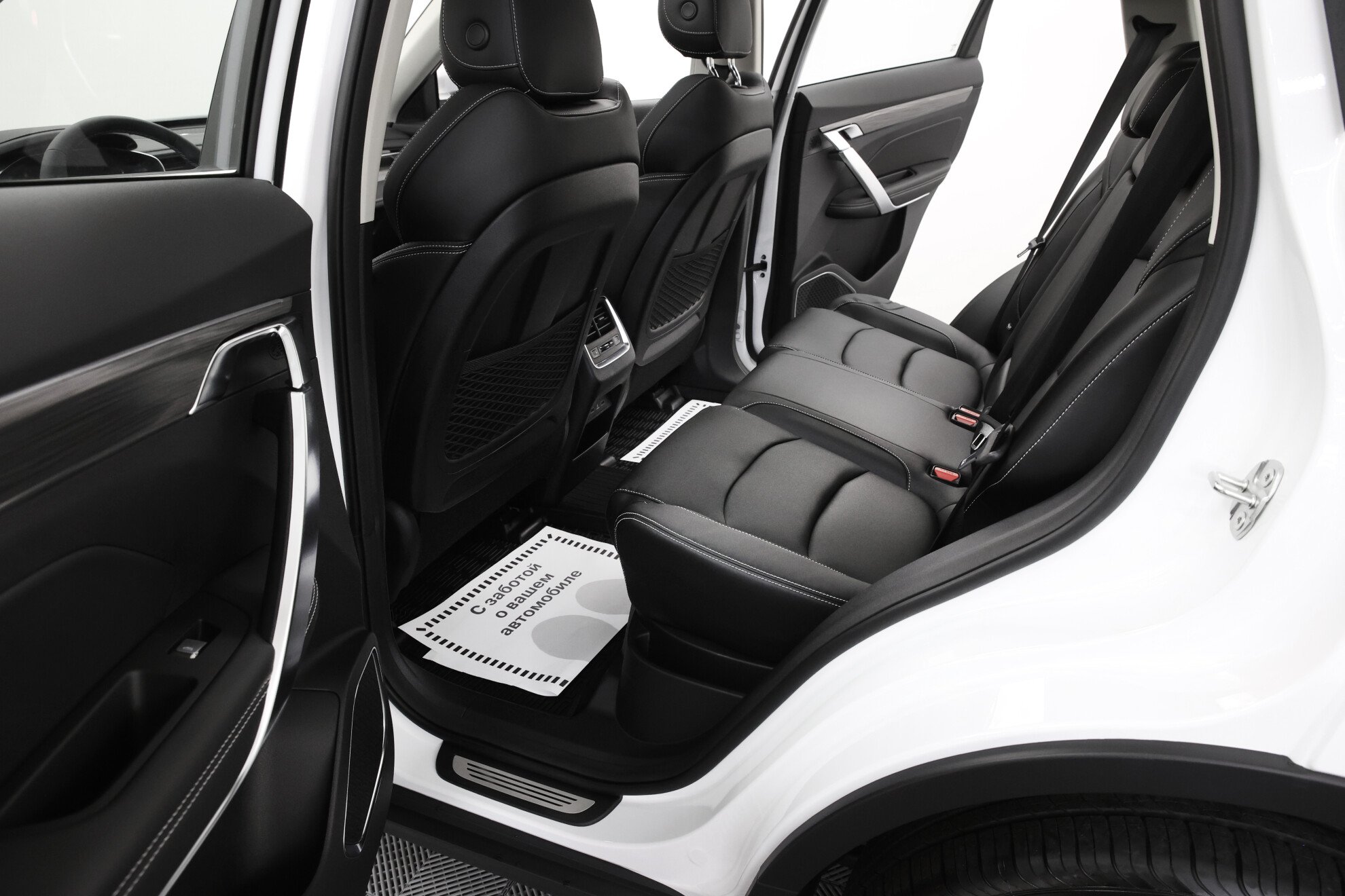 GEELY Atlas Pro миниатюра 10