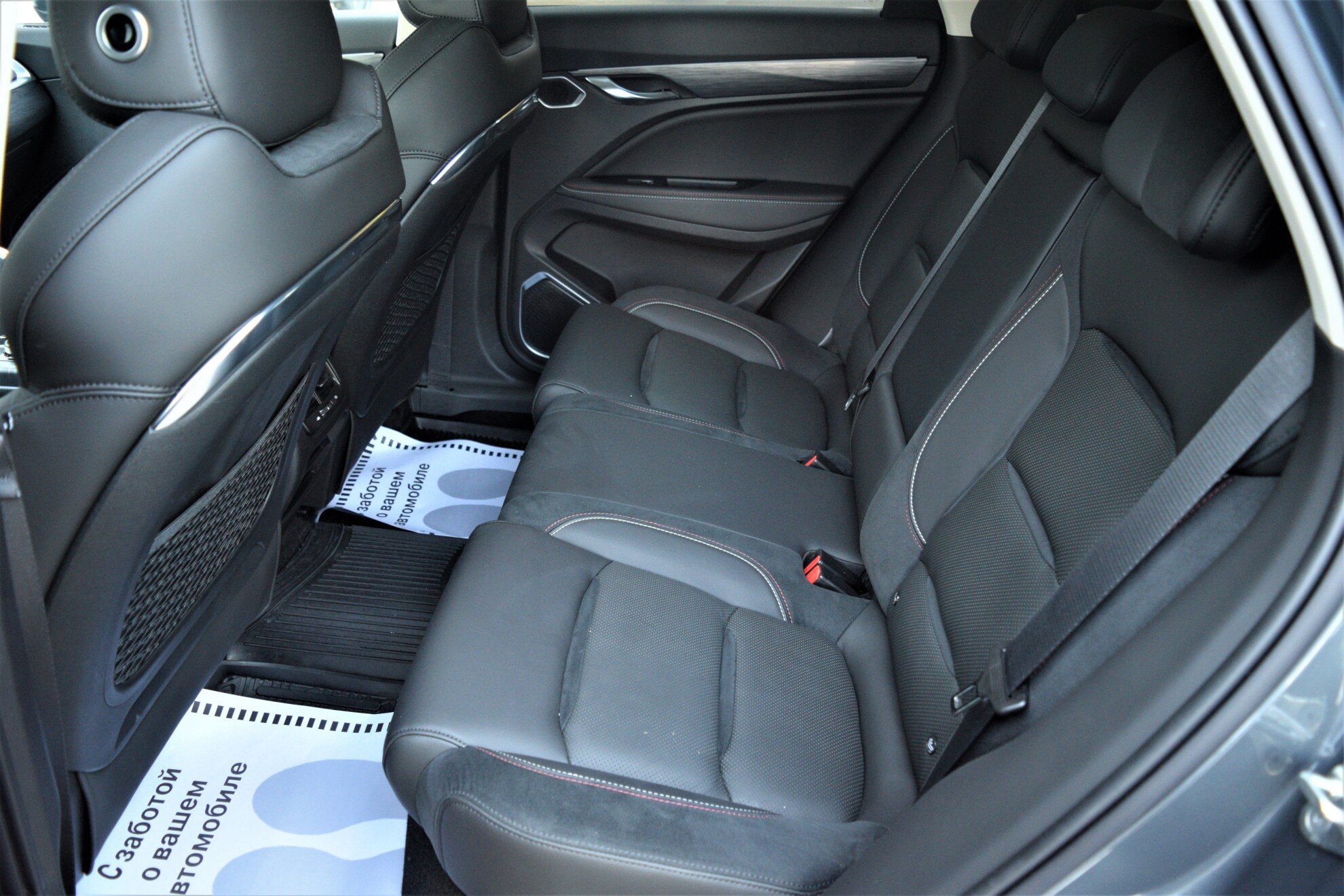 GEELY Tugella миниатюра 10