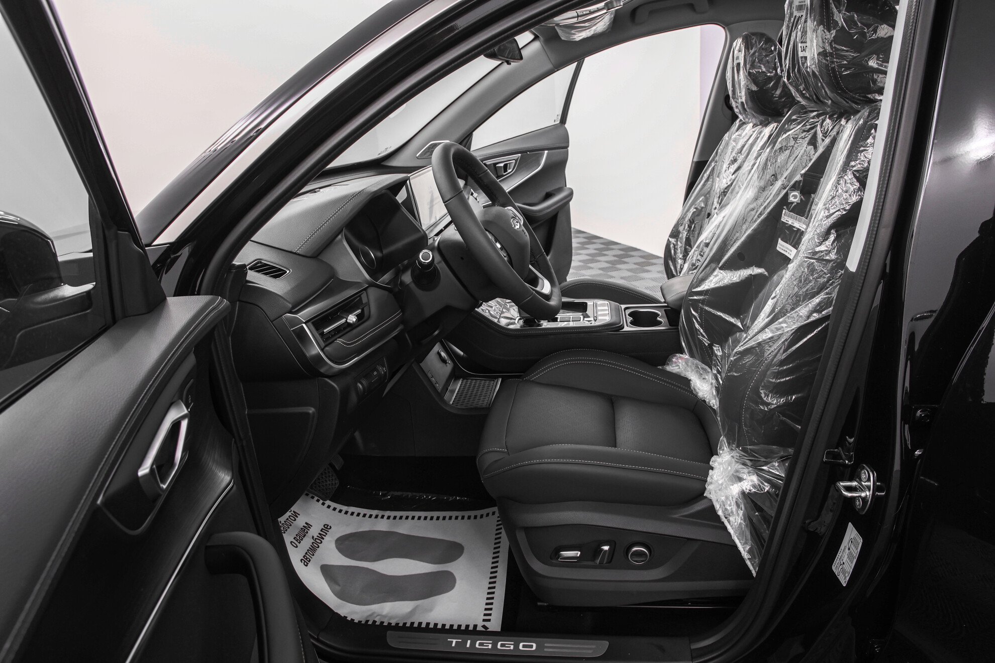 CHERY New Tiggo 8 миниатюра 6