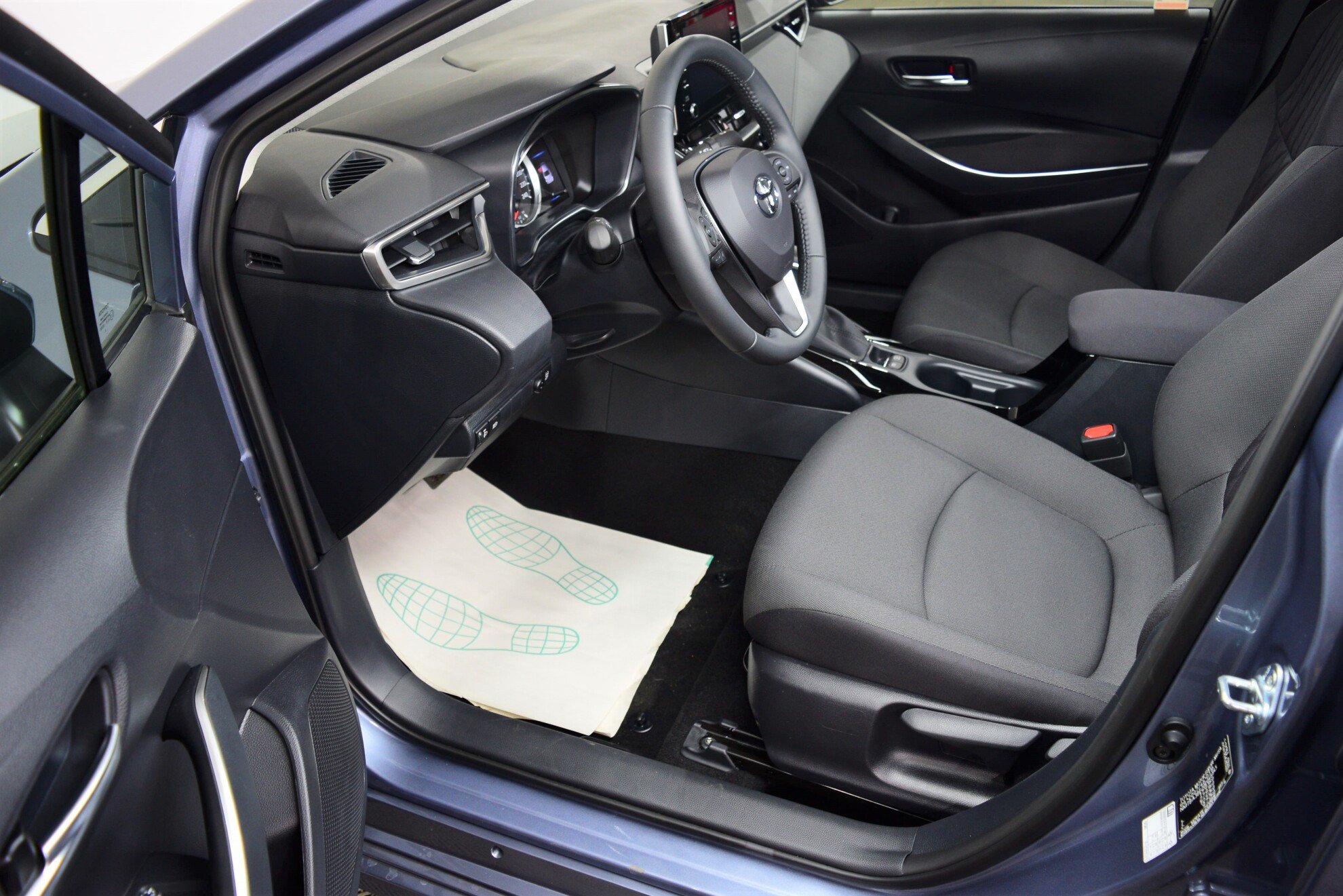 TOYOTA Corolla миниатюра 7