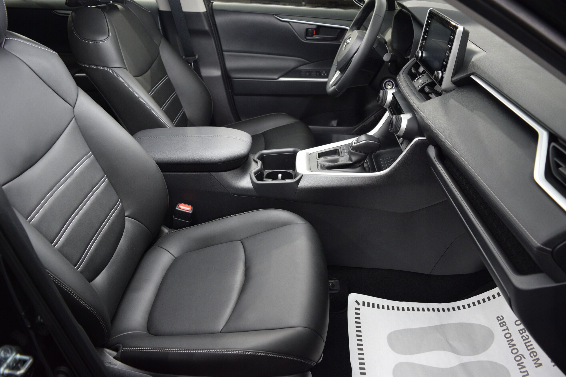 TOYOTA Rav4 миниатюра 9
