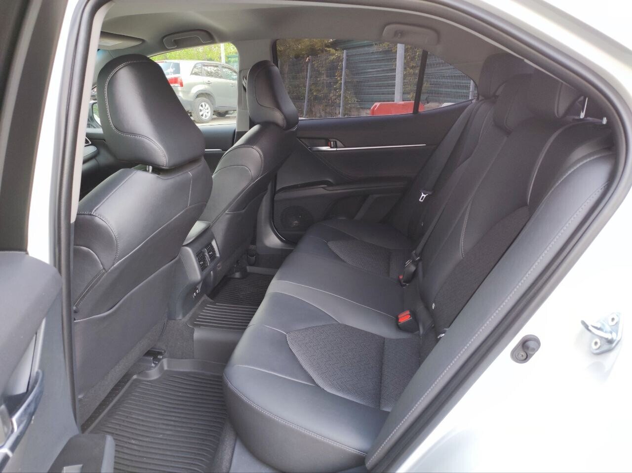 TOYOTA Camry миниатюра 9