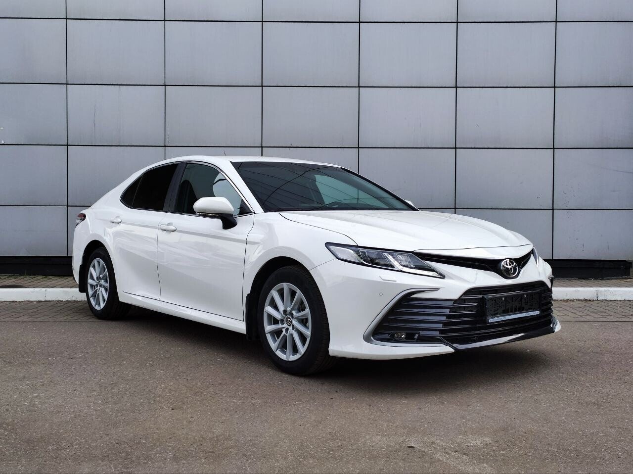 TOYOTA Camry миниатюра 3