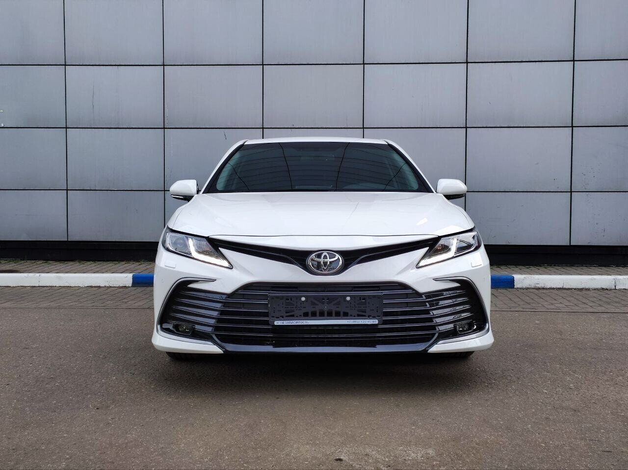 TOYOTA Camry миниатюра 2