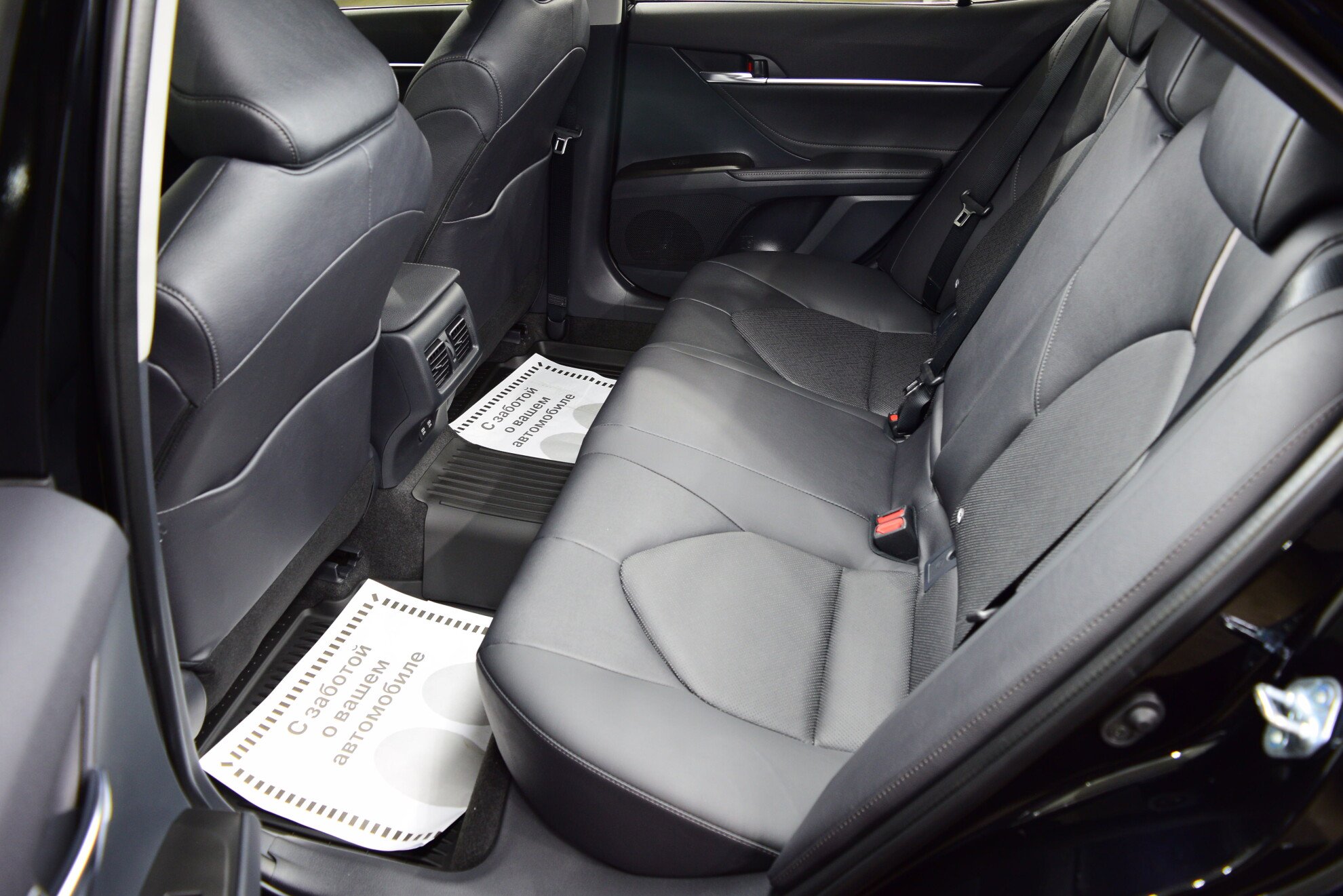 TOYOTA Camry миниатюра 10