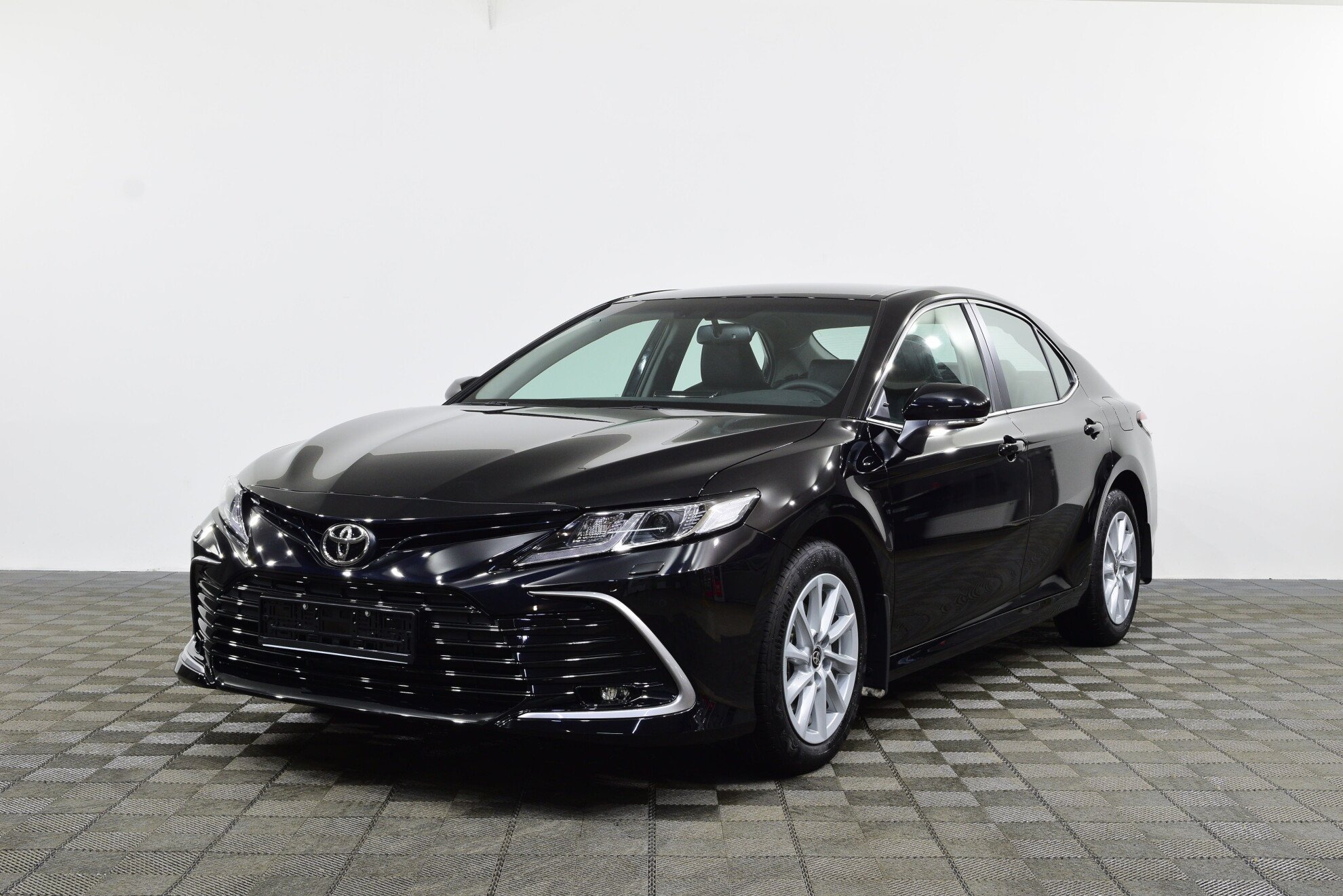 Превью TOYOTA Camry