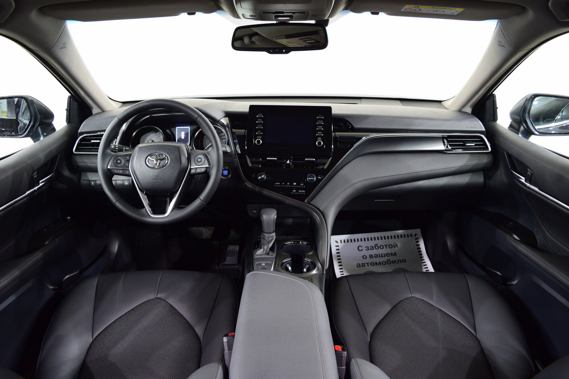TOYOTA Camry миниатюра 8