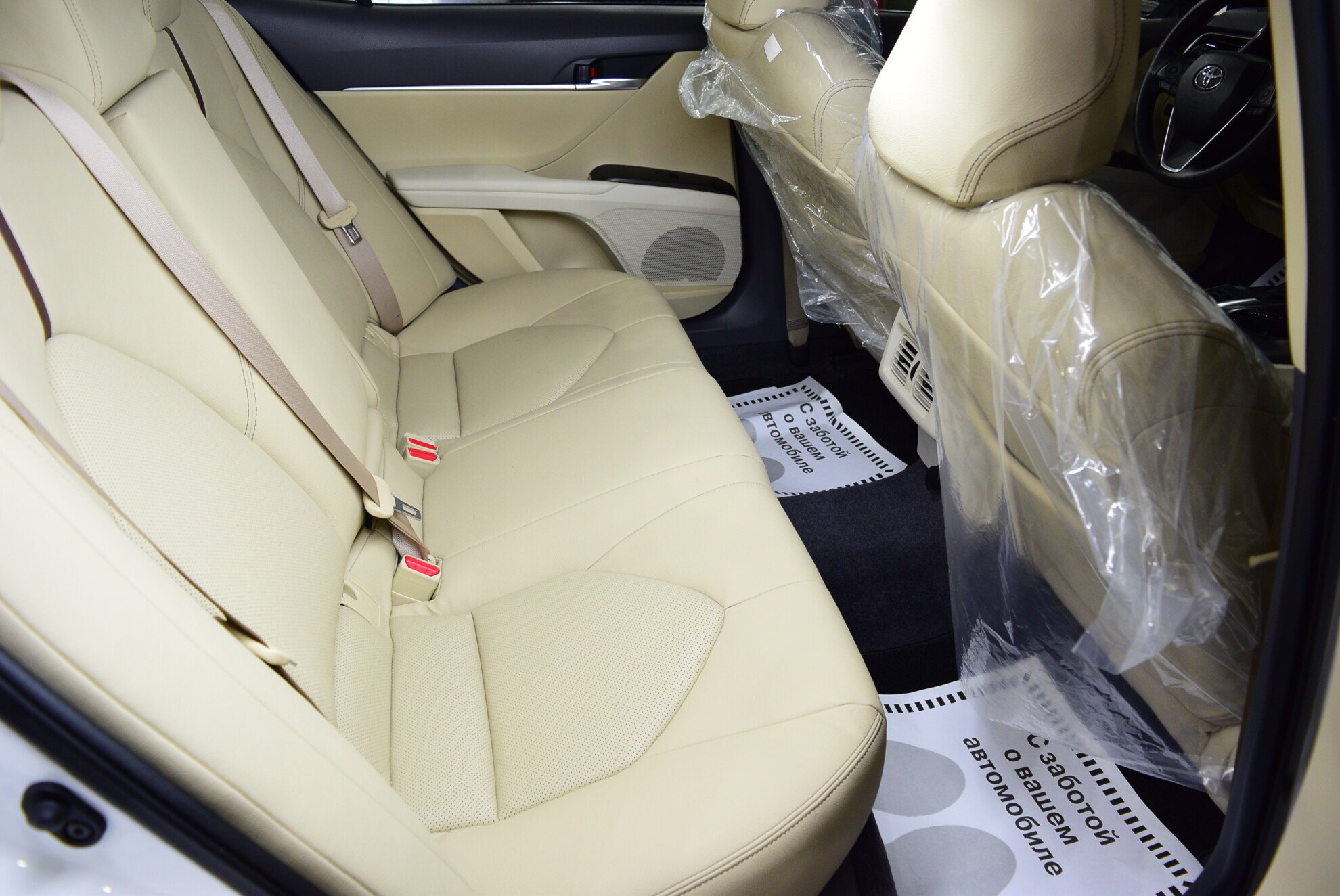 TOYOTA Camry миниатюра 9