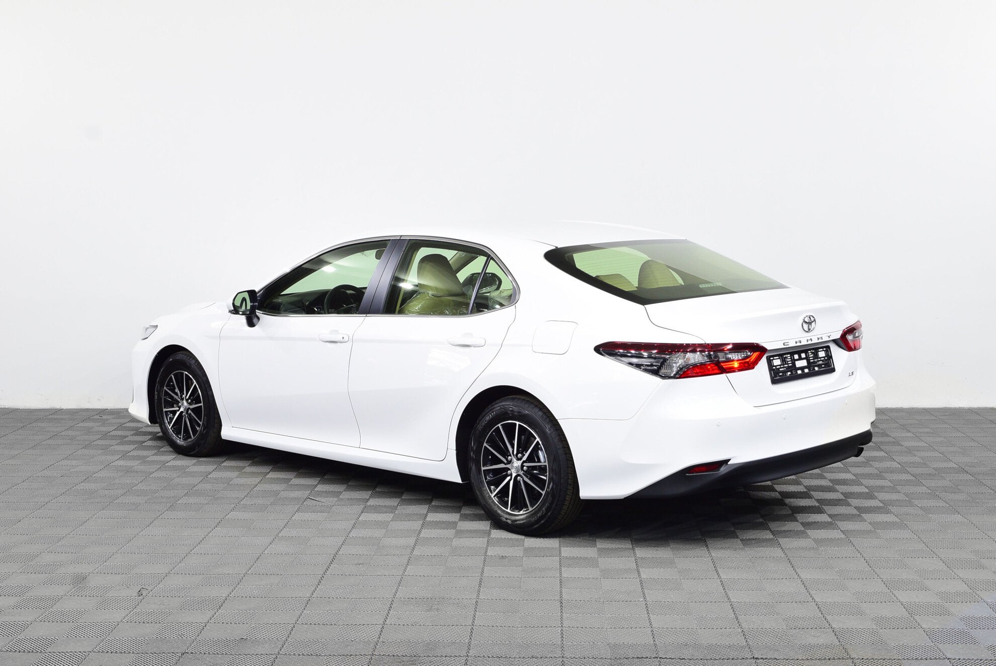 TOYOTA Camry миниатюра 5