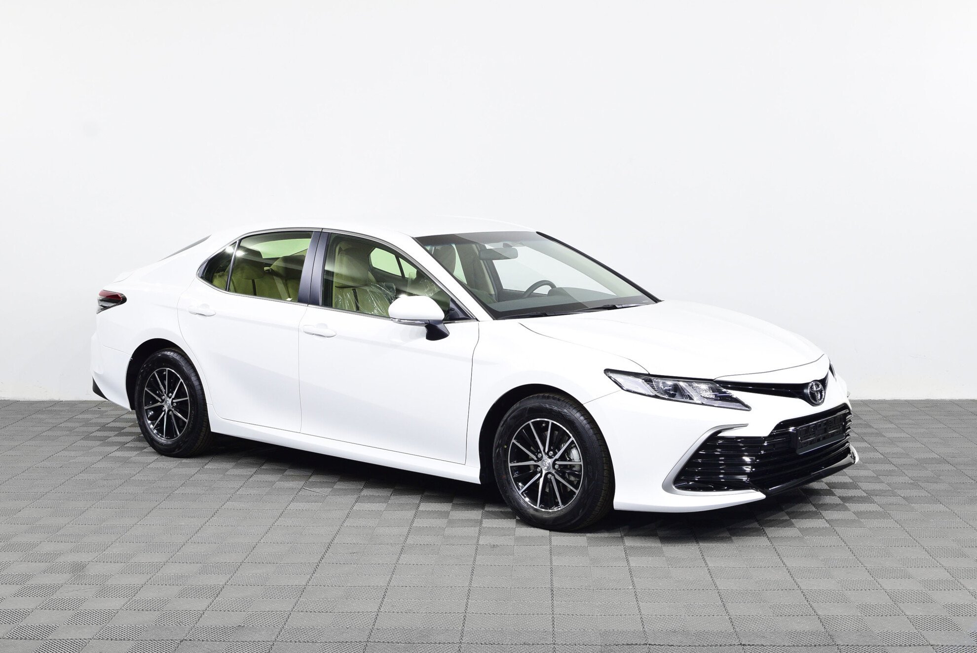 TOYOTA Camry миниатюра 3