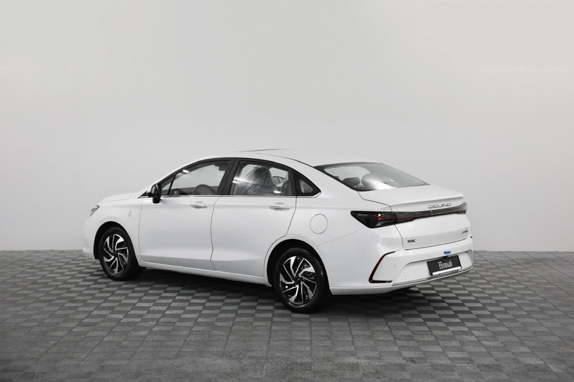 BAIC U5 PLUS миниатюра 5