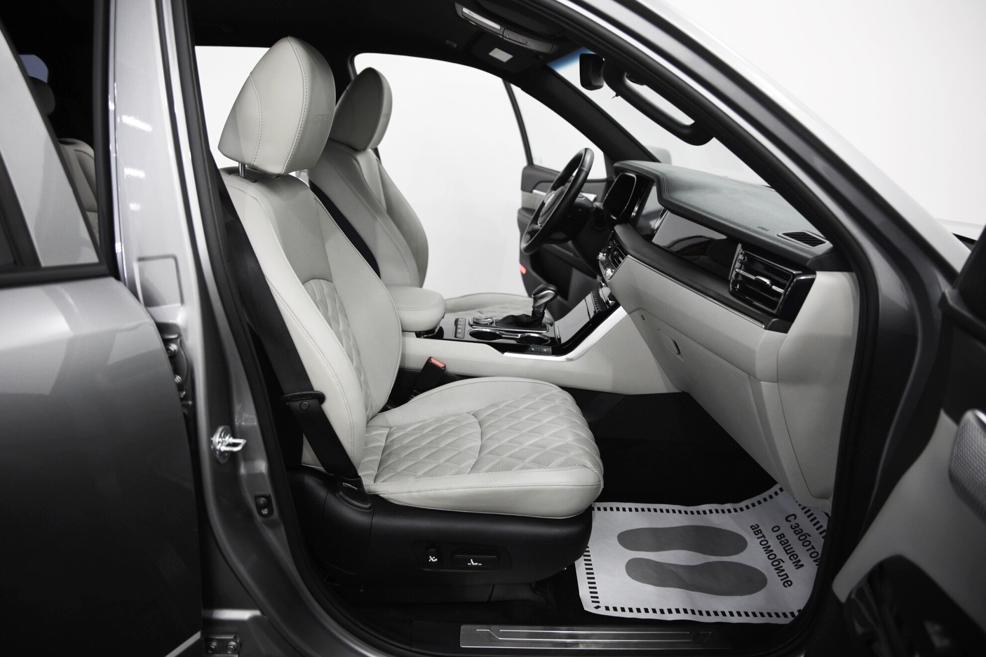 KIA Mohave миниатюра 8