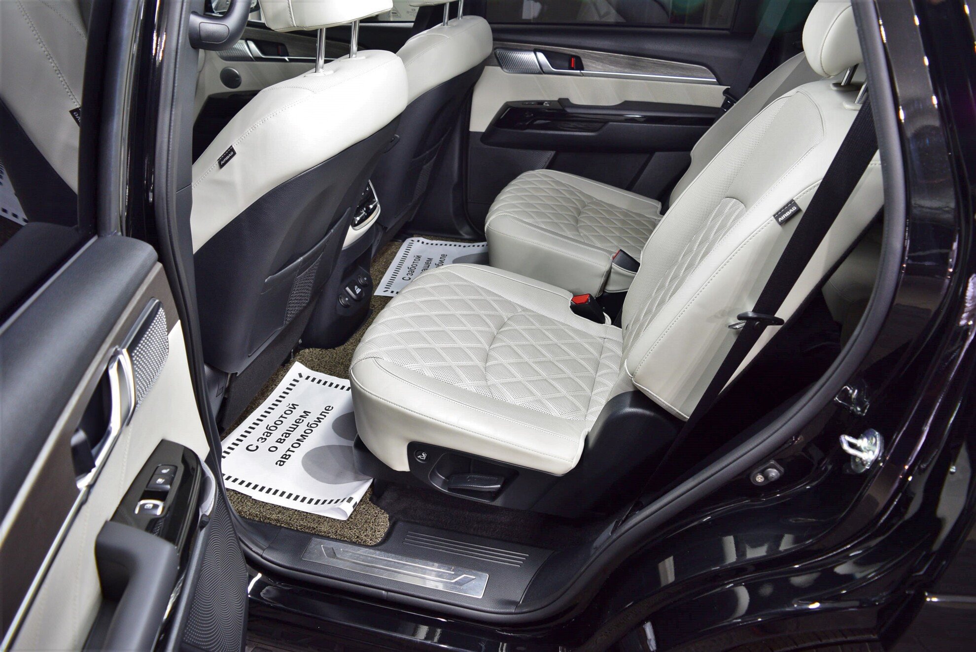 KIA Mohave миниатюра 11