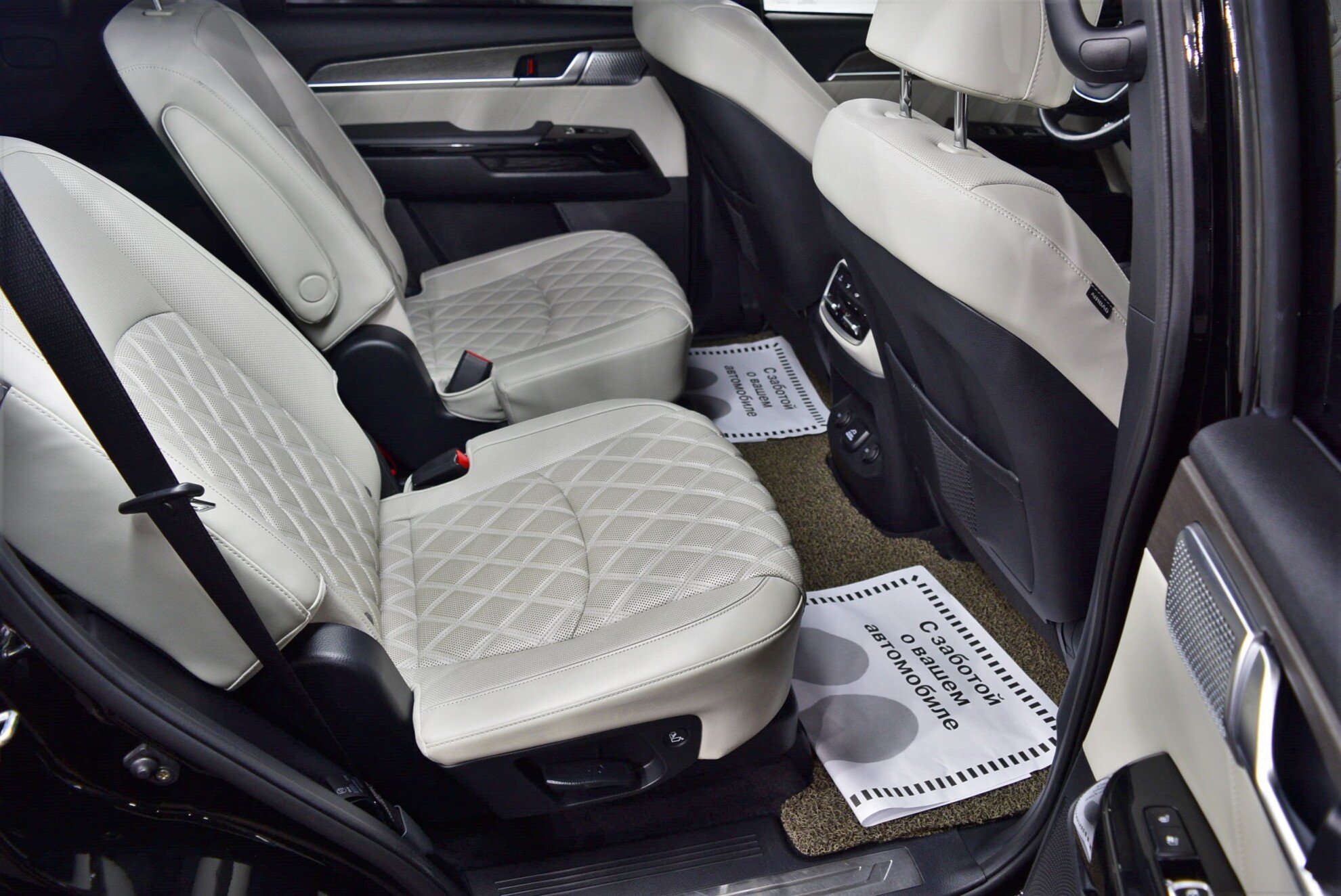 KIA Mohave миниатюра 10