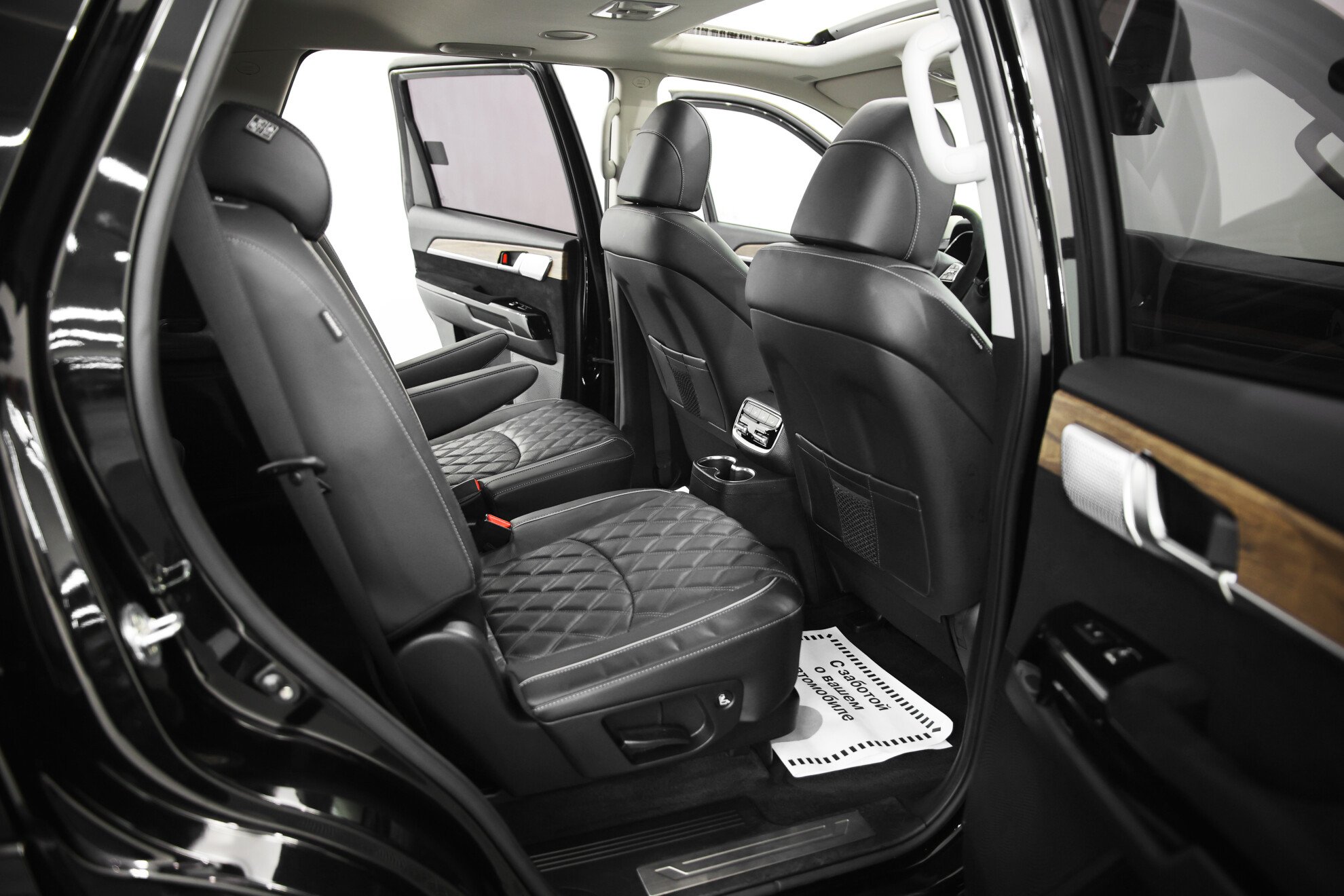 KIA Mohave миниатюра 9