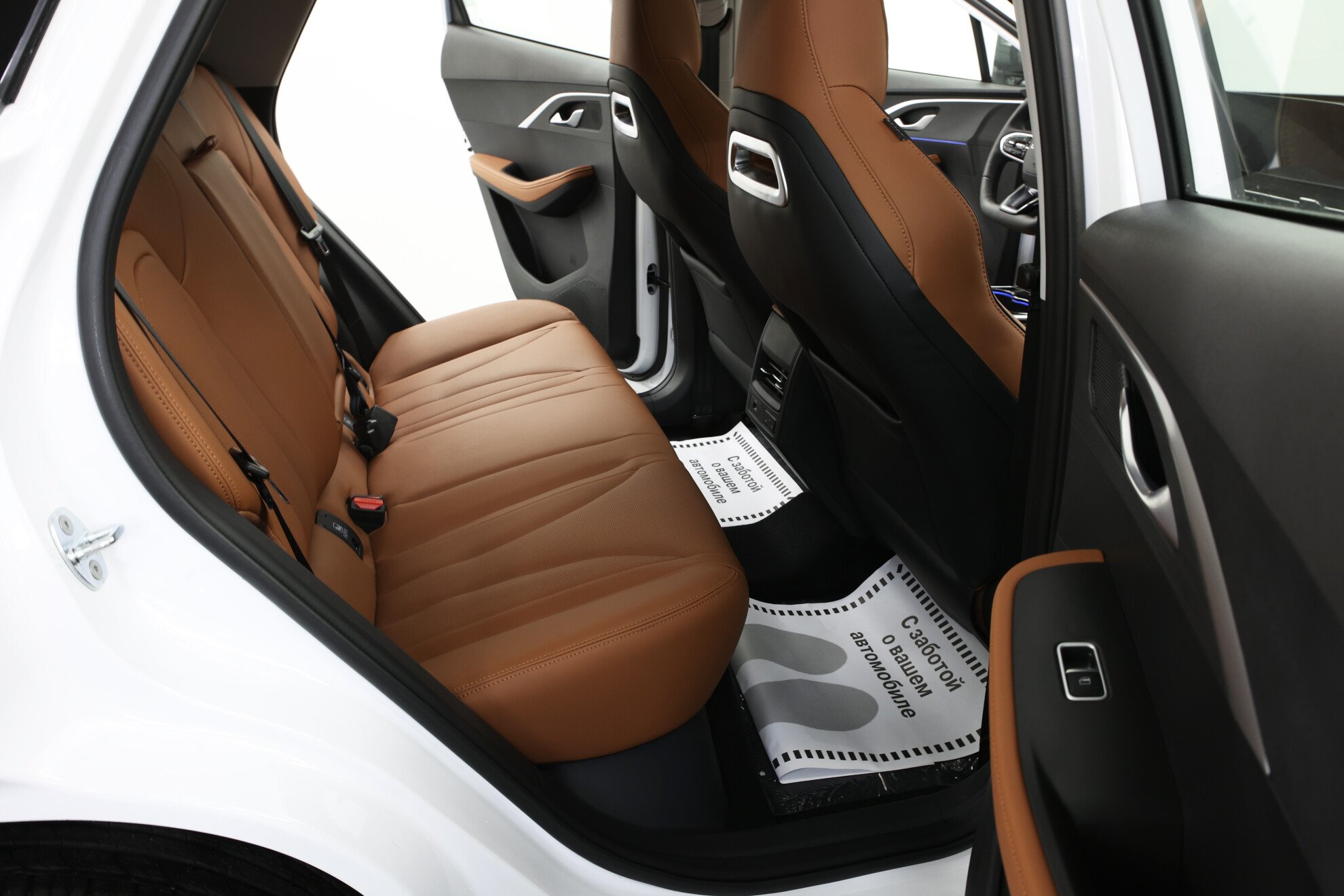 OMODA C5 миниатюра 9