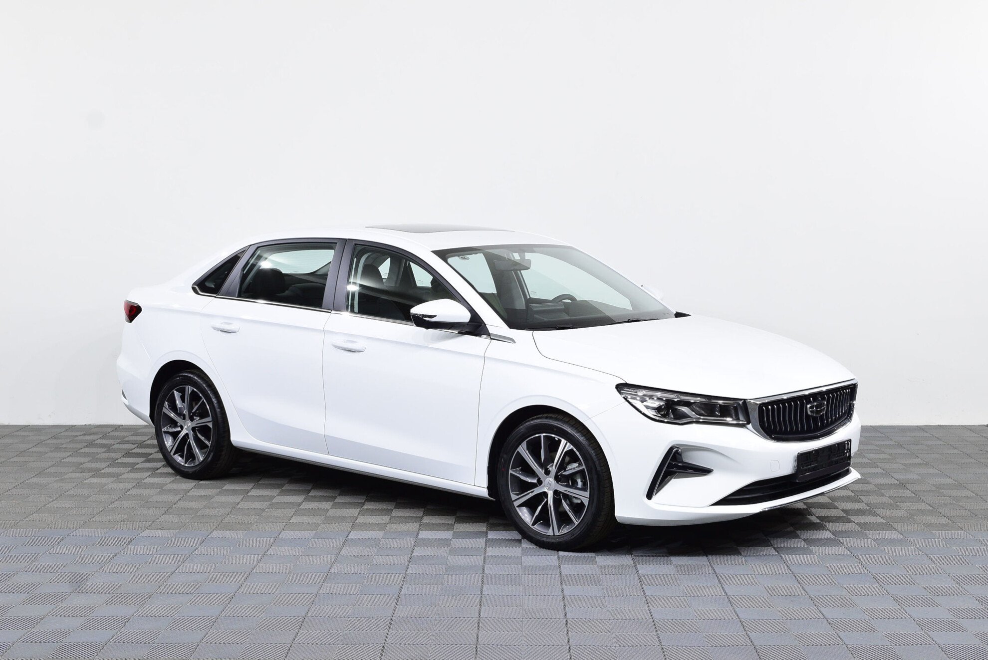 GEELY Emgrand миниатюра 2