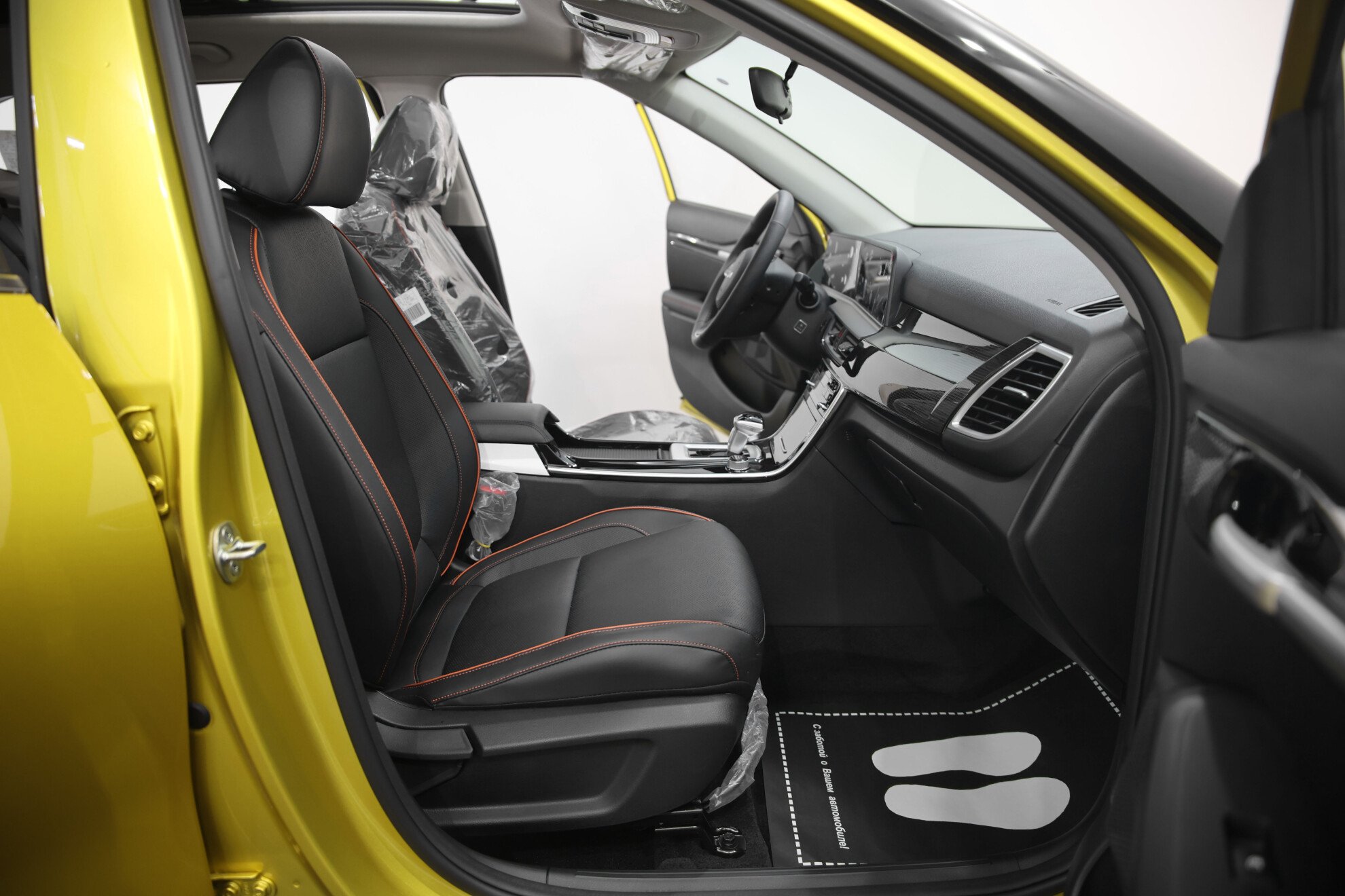 KIA New Seltos миниатюра 8
