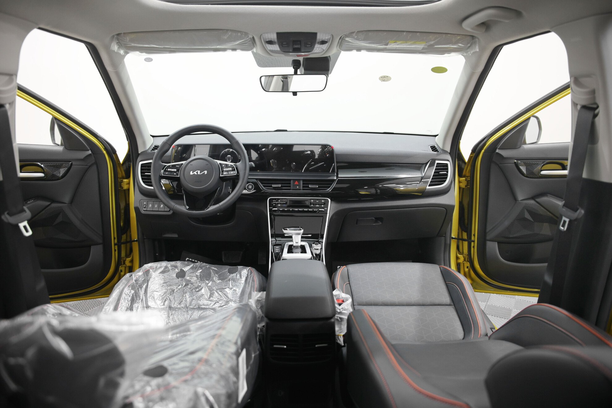 KIA New Seltos миниатюра 7