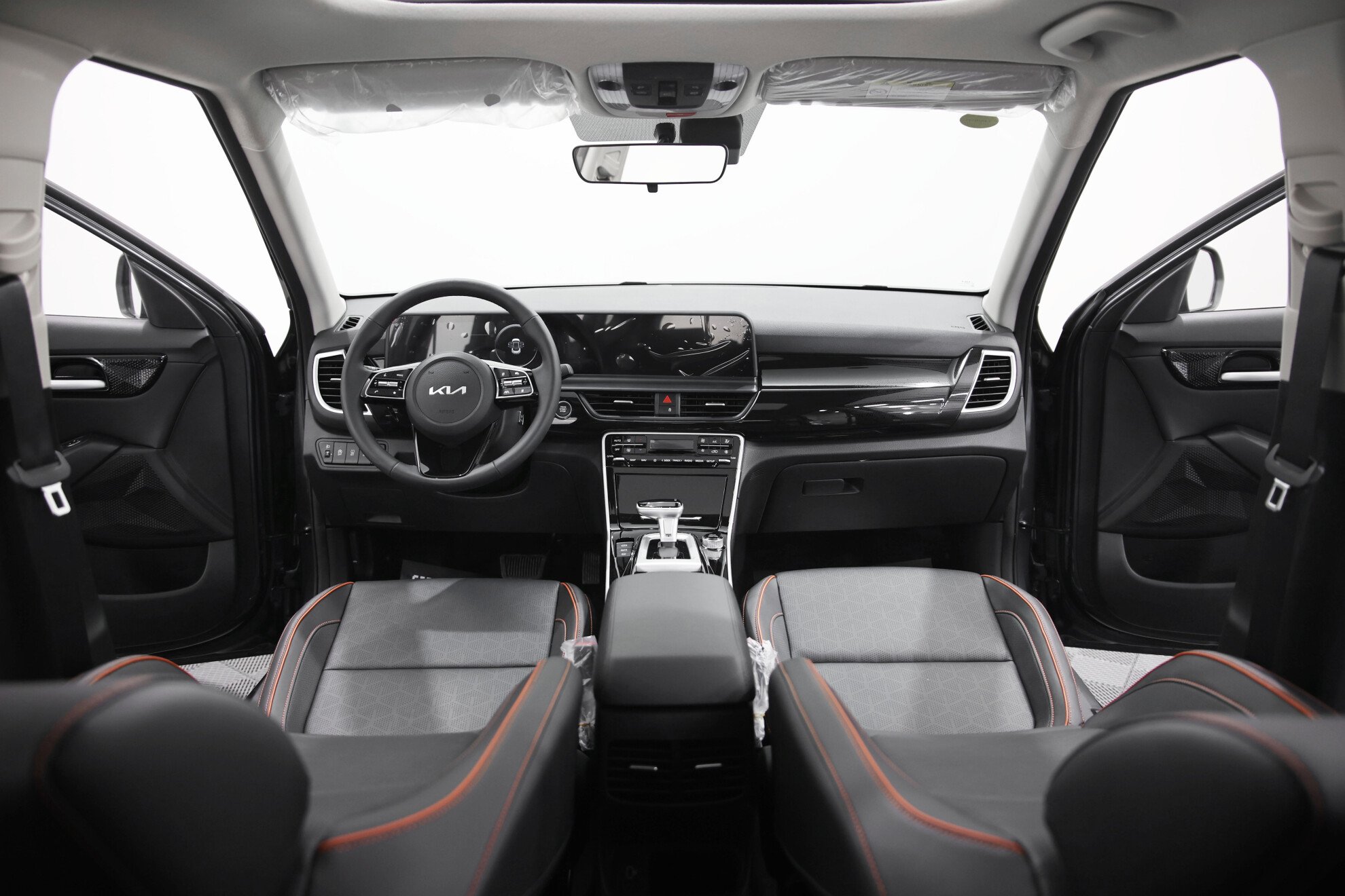 KIA New Seltos миниатюра 7