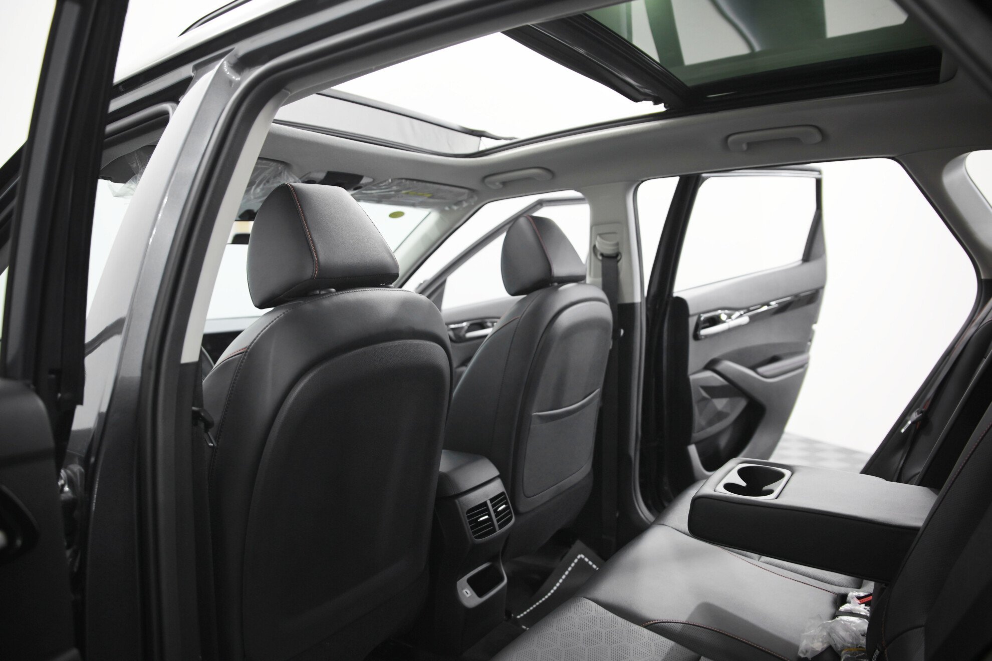 KIA New Seltos миниатюра 11
