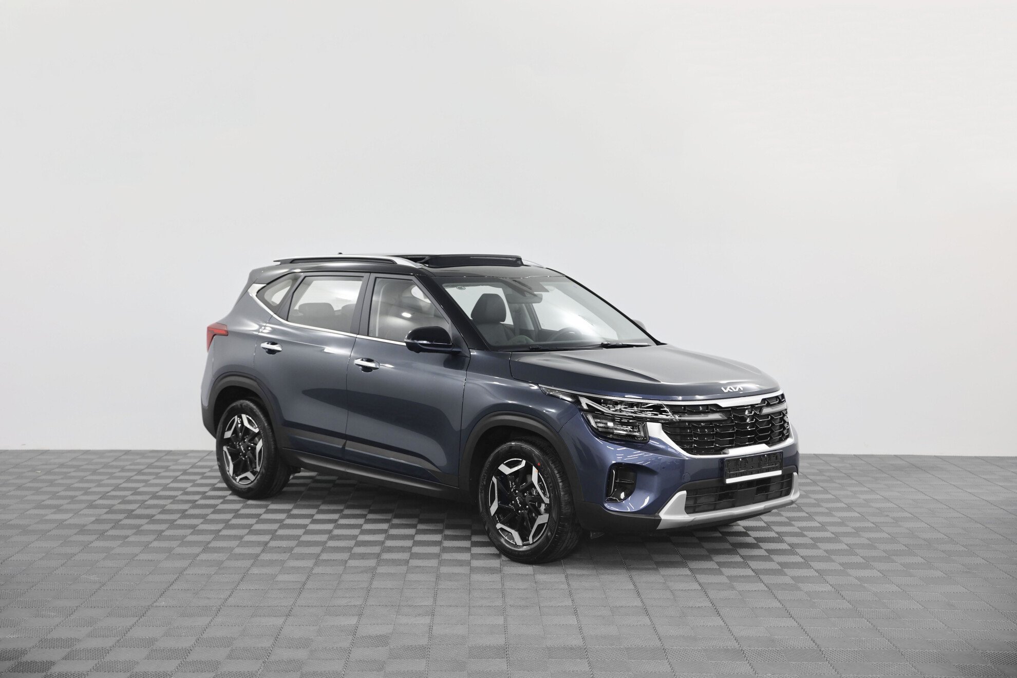 KIA New Seltos миниатюра 3