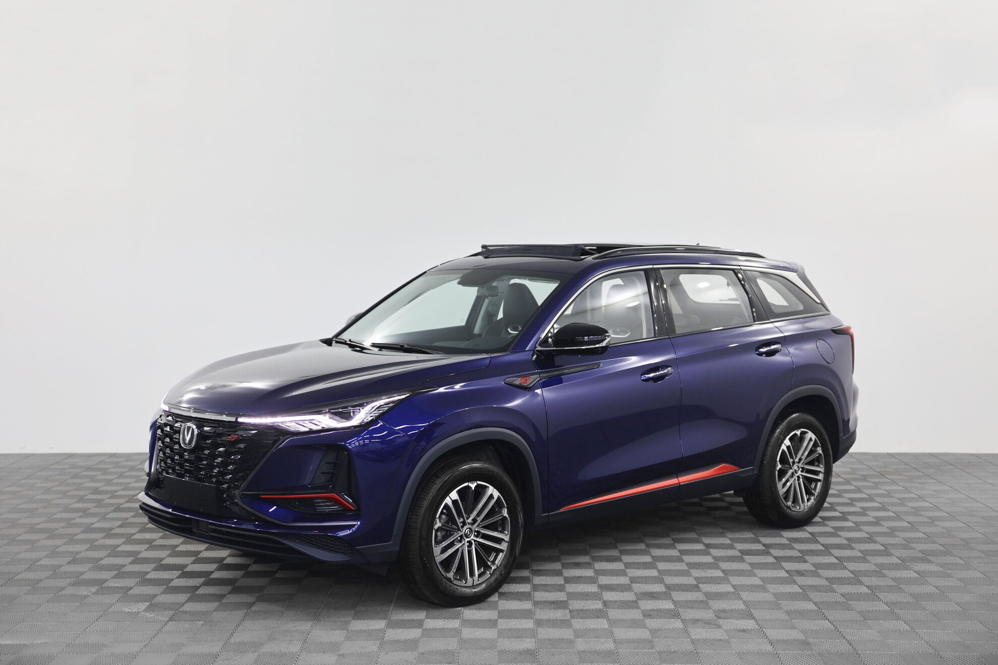 Превью CHANGAN CS75plus