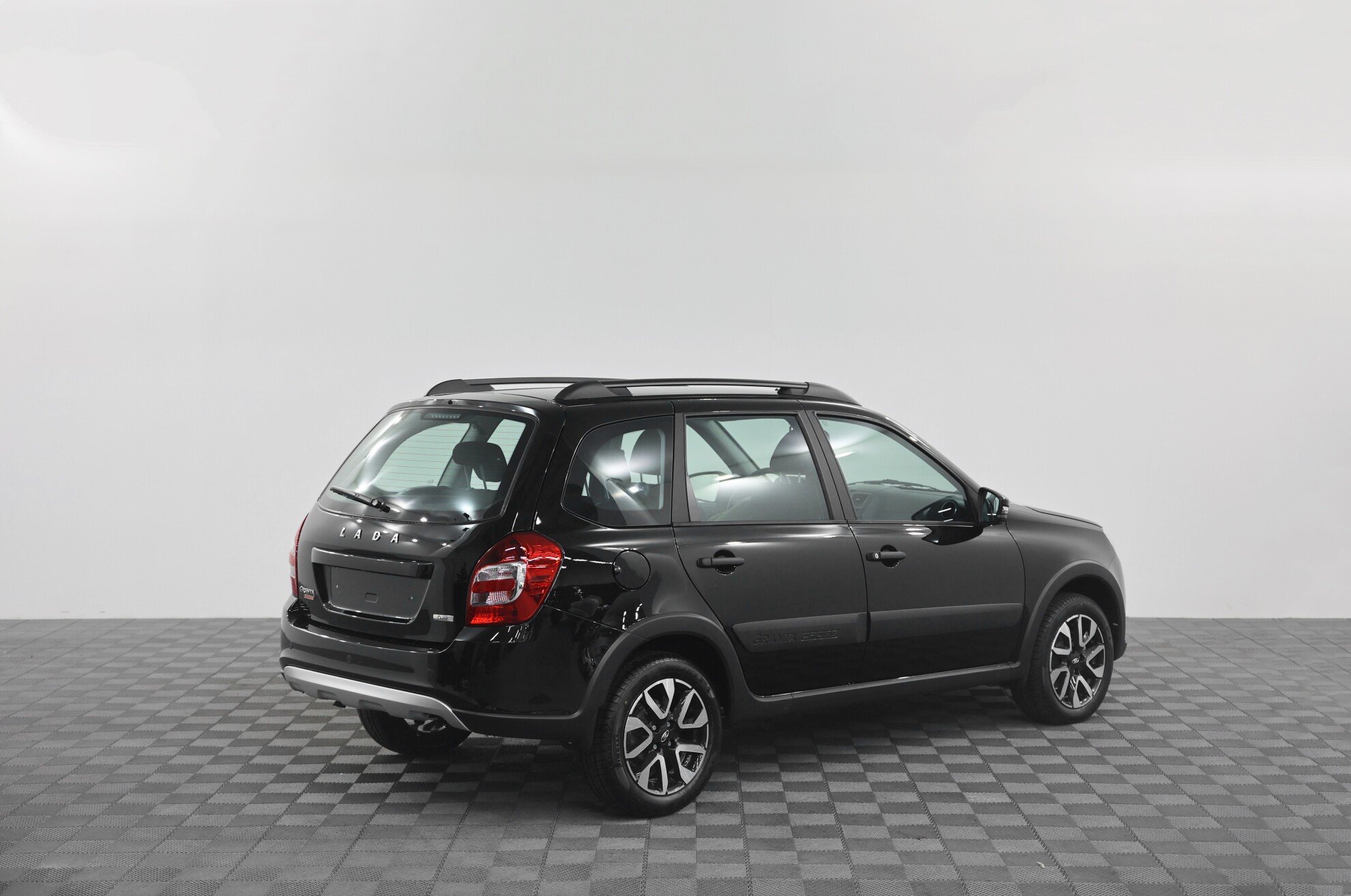 LADA Granta Cross миниатюра 4