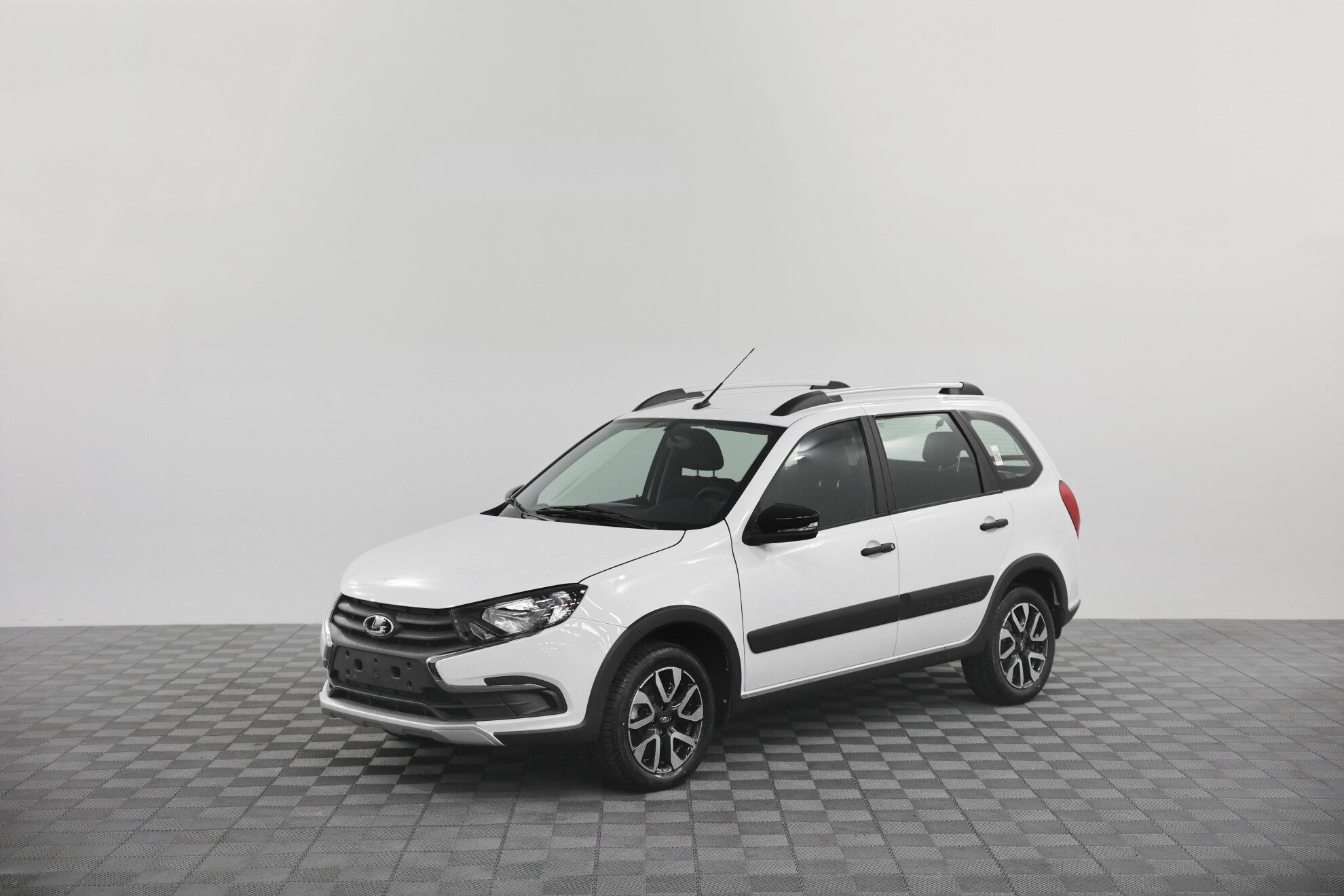 Превью LADA Granta Cross