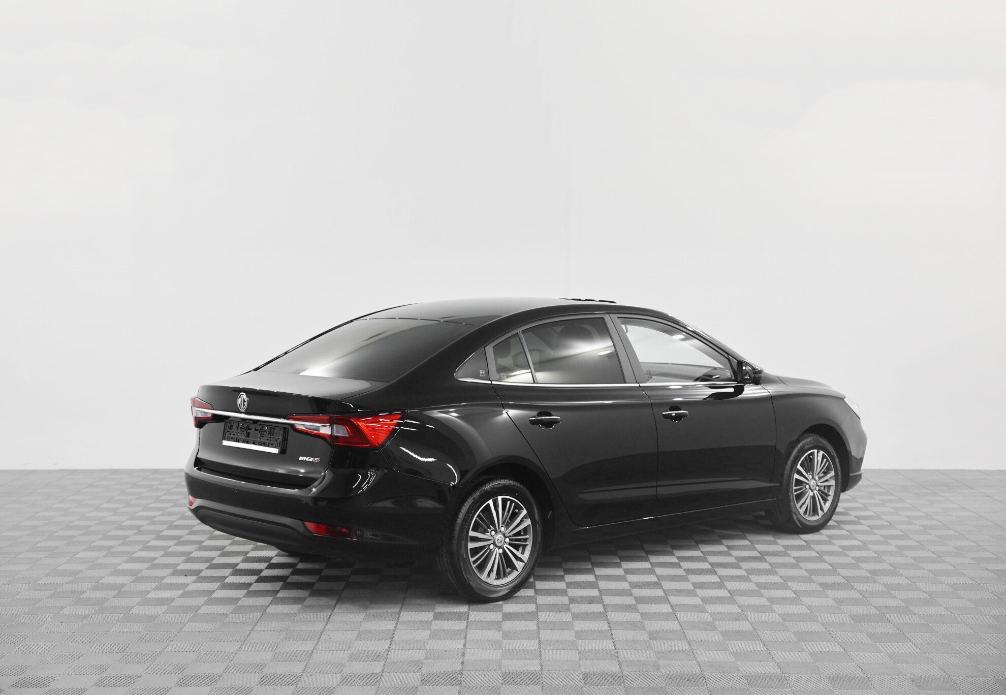 MG 5 миниатюра 4